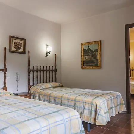 Cardos Hotel