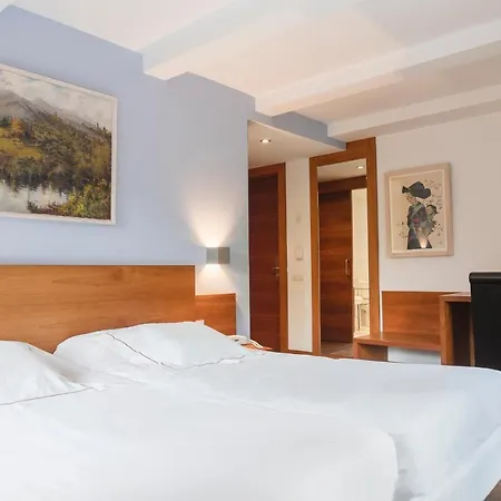 Hotel Cardos