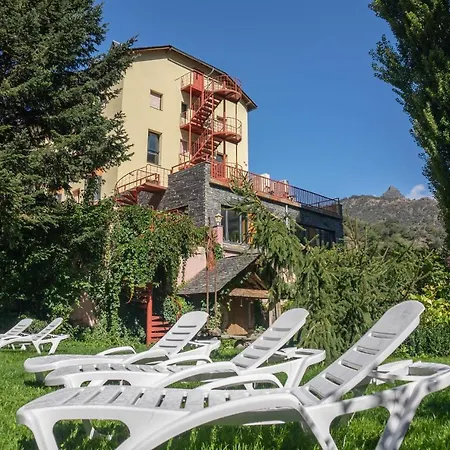 Hotel Cardos